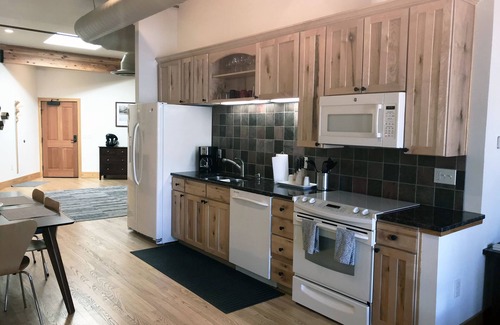 Estes Park Condo | Downtown Luxury Loft- Enjoy the Mountains in the Heart of Downtown Estes Park