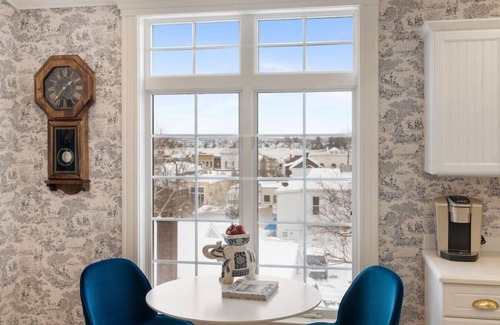 Harbor Springs Apartment | Downtown Luxury Penthouse Views & Location