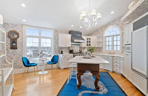 Harbor Springs Apartment | Downtown Luxury Penthouse Views & Location