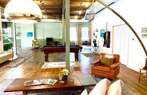 Central Business District Apartment | Downtown Lynchburg REAL loft living Va Virginia