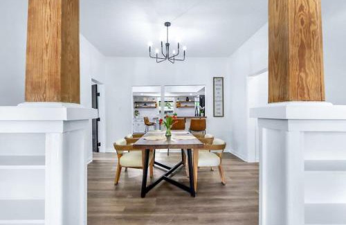 Harlandale Villa | Downtown Magnolia Historic Prime Location