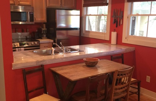 Starr Hill House | Downtown Mall Cottage just off Main St., breweries/wineries 10-30min drive