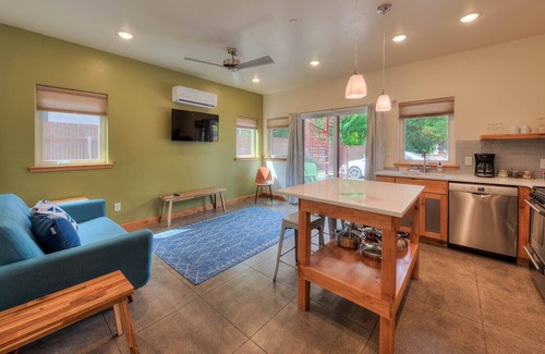 Moab Condo | Downtown Moab Walk to Shops * Casa Moab Casita #3 * Outdoor Sauna * 5 Casitas