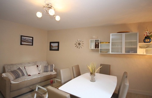 Mont-Dore Apartment | Downtown Mont-Dore: Stunning 2-Bedroom Apt with WiFi, Sleeps 6, Near Spa & Amenities