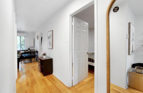 Saint Henri Apartment | Downtown Montreal-3Bedroom Apart-Prime Location