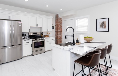Sandusky Condo | Downtown NEW 2 Bedroom Condo
