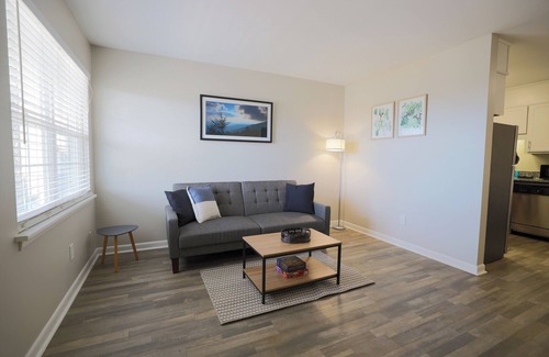 Crestline Heights Apartment | Downtown Oasis Close to Hospitals & UAB Campus