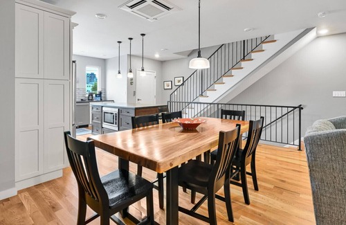 Asheville House | Downtown Oasis – Rooftop Terrace, Elevator & Sauna Access
