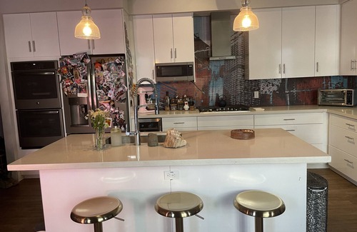 Evans Churchill House | Downtown Phoenix in the heart of the NFL experience