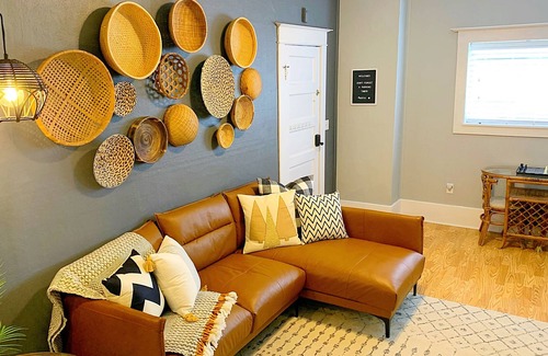 Puyallup Apartment | ⭐️Downtown Puyallup⭐️ walk to everything