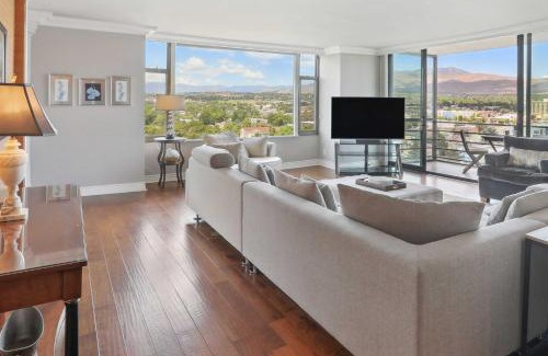 Downtown Reno Apartment | Downtown Reno Penthouse with Panoramic Views