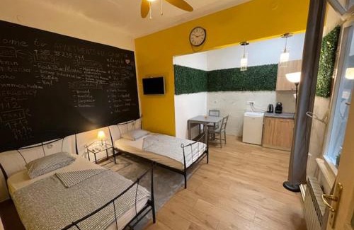 Brinje Apartment | Downtown-Room Zagreb