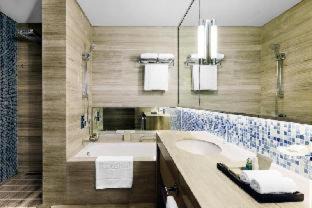 Manama Center Hotel | Downtown Rotana