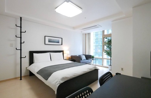 Sajik-dong Apartment | Downtown Seoul-Prime Location