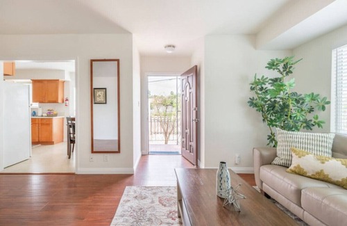 Covina House | Downtown Serenity Stay with King bed