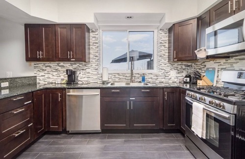 East Price Hill House | Downtown Skyline View-Cincinnati