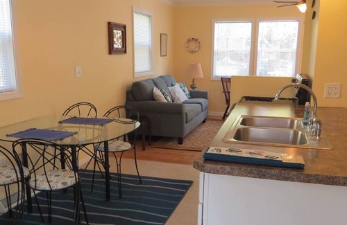 South Haven House | Downtown South Haven, close to everything, family friendly, very clean