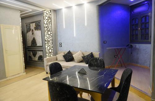 Qasr an-Nil Apartment | Downtown Tahrir View Cozy Suite