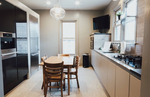 Marquette Apartment | Downtown - The Loft - Third Coast Vacation