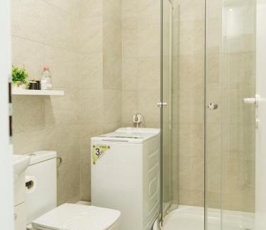 Bucharest Apartment | Downtown Tineretului Central Oasis -1min Metro Station -Self Check-in-