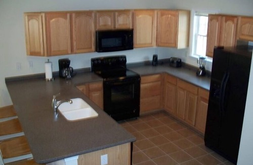 Ocean City House | Downtown Townhouse/4 BR/3.5 baths/2 Car Garage/2 Blocks to Boardwalk/Ocean
