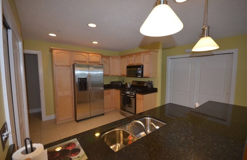 Traverse City Condo | Downtown Traverse City condo. Walk to everything. Air conditioning.