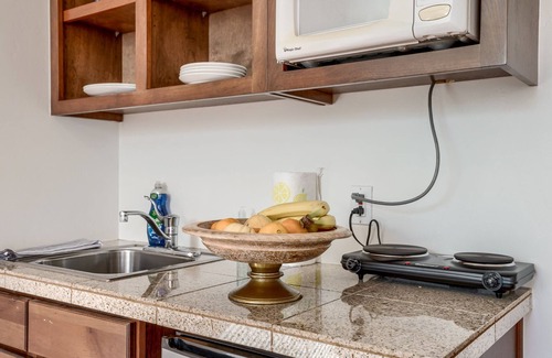 El Montevideo Apartment | Downtown Tucson Private Studio Stay Near Mall UofA Mall Restaurants Shops Movies