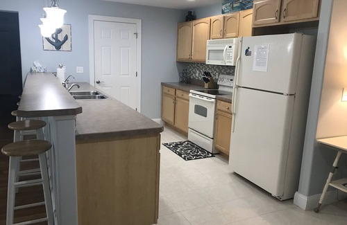 Traverse City Condo | Downtown TVC Condo, Walk Everywhere, Comfortable, Great Launching Pad To See TC