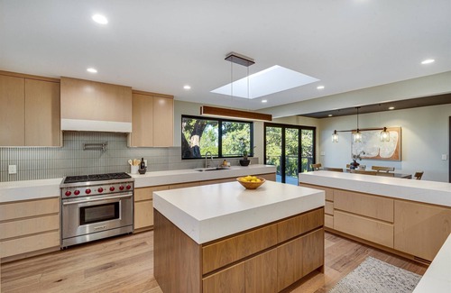 Montecito Heights House | Downtown Vineyard View *30 + Days Rental*
