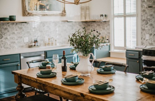 Columbus House | Downtown-Walk to everything! 5 kings, Fire pit!