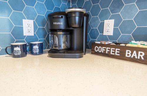 Lewes Condo | Downtown * Walk to the Beach * Free Bikes