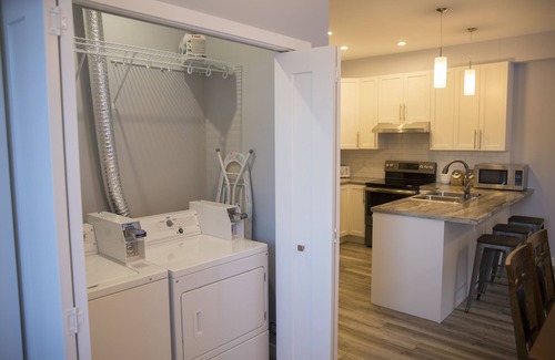 Whitehorse Condo | Downtown Whitehorse Deluxe 4 Bedroom Condo