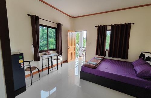 Ban Chang Apartment | Dowslom Place