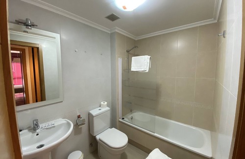 Sarria Apartment | dpCristal LikeHome