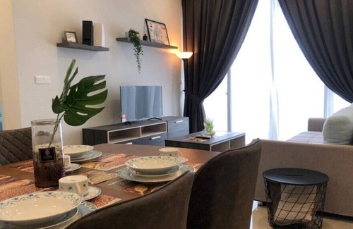 Medini House | D’Pristine Medini 5min walk to Legoland for 6pax