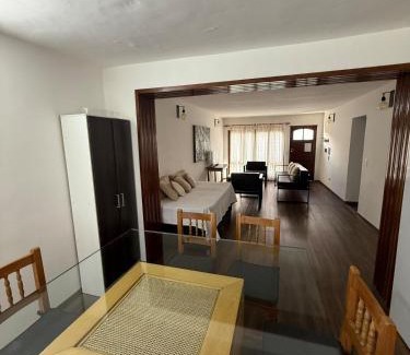 Arguello Apartment | Dpto Allende 2