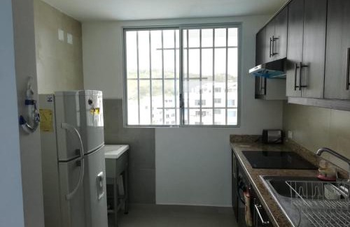 Tonsupa Apartment | Dpto Moderno Frente al Mar. Edf: Deymar 7mo Piso