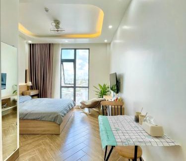Ninh Kieu Apartment | Dr 501 Modern studio with city view and kitchen