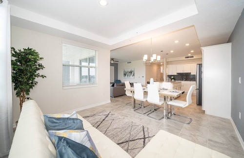 Historic Downtown Kissimmee Apartment | (DR206) Storey Lake Condo 2/2, Free Waterpark