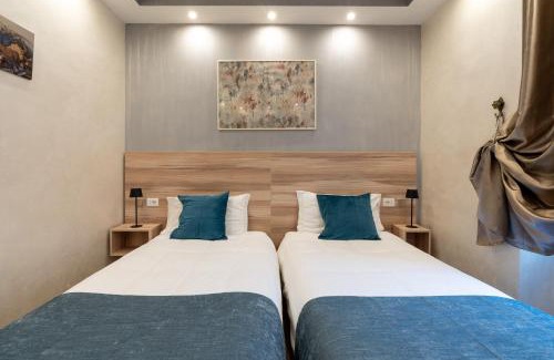 Esquilino Bed & Breakfast | Drago D'Oro GUESTHOUSE - accross from metro Vittorio Emanuele