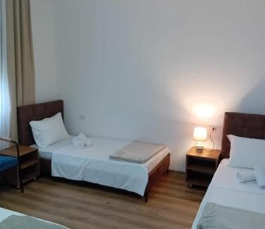 Dragobi Hotel | Dragobia House & Table