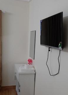 Ha Long Bed & Breakfast | Dragon hotel