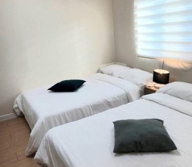 Sinchon-dong House | Dragon House