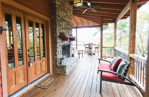 Robbinsville Cottage | Dragonfly Cottage at Santeetlah Lakeside featured on the cover of Cabin Magazine
