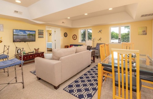 Wise House | Dragonfly Cottage at Lake Gaston