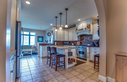 Town of Torrey House | Dragonfly Landing | 5 Bed, 2.5 Bath