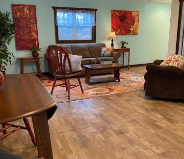 Camden County House | Dragonfly Meadows Guesthouse