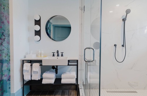 Wellington Hotel | Drake Devonshire and Motor Inn