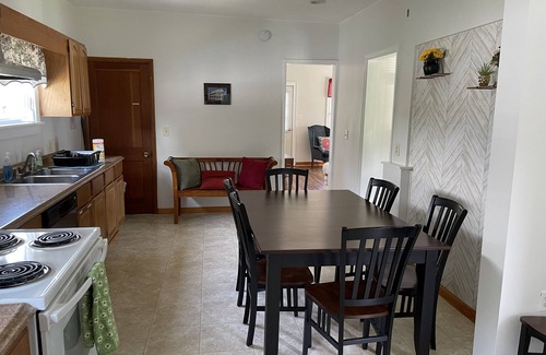 Oneonta House | Drake's Escape: Ideal location for Oneonta/Cooperstown