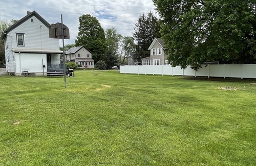 Oneonta House | Drake's Escape: Ideal location for Oneonta/Cooperstown